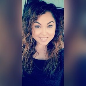 Meet your Posher, Ariana